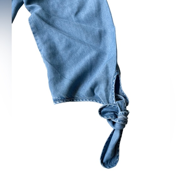 Reitmans Women’s Button Jeans Shirt - Picture 9 of 9